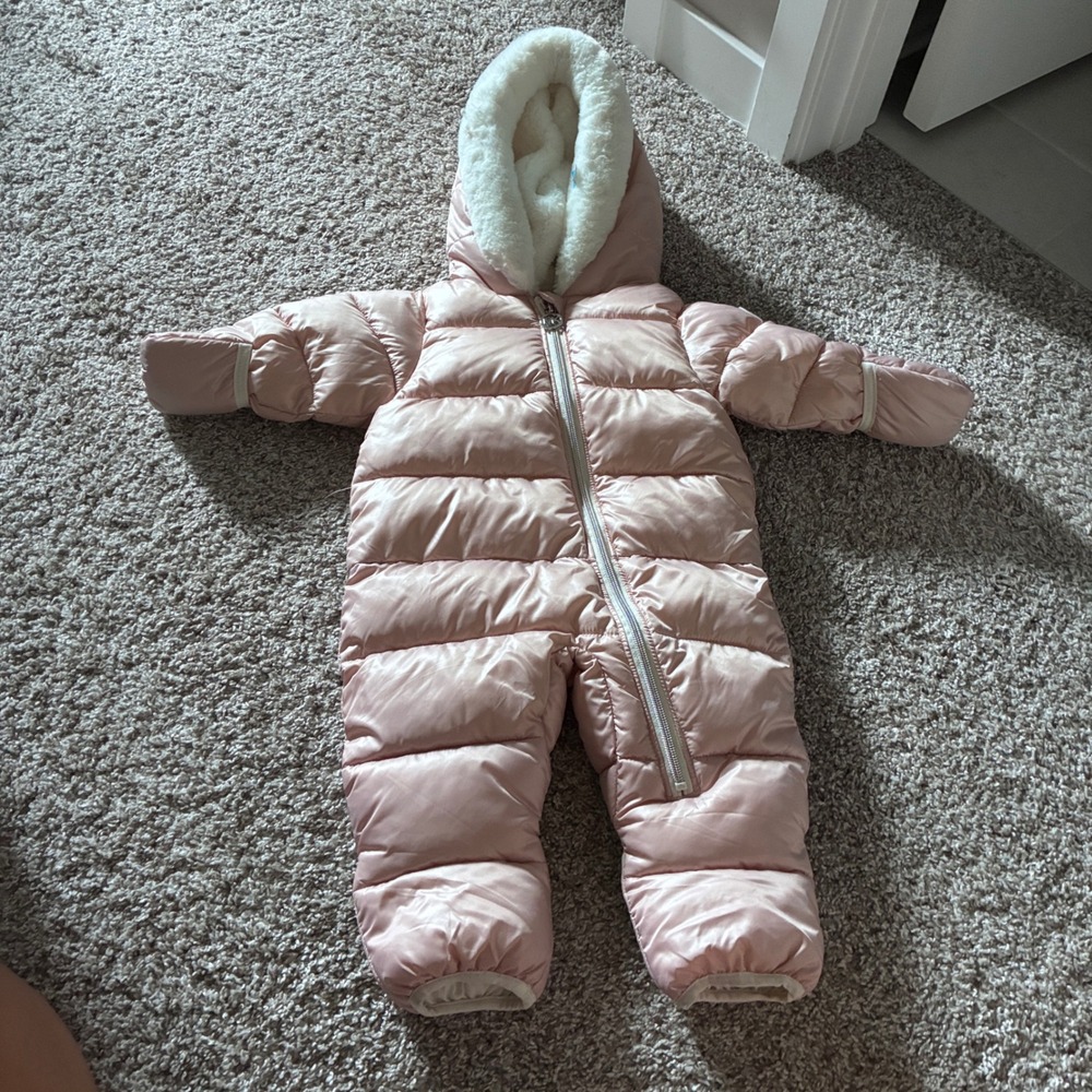 Michael Kors Baby Girls Pink Puffer Snowsuit Hooded Bunting 6-12M - Picture 1 of 4